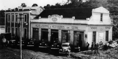 agência-FORD-de-propriedade-de-José-Secchi--e-depois-vendida-para-o-grupo-Guido-Cé-carros-zero-em-(2)